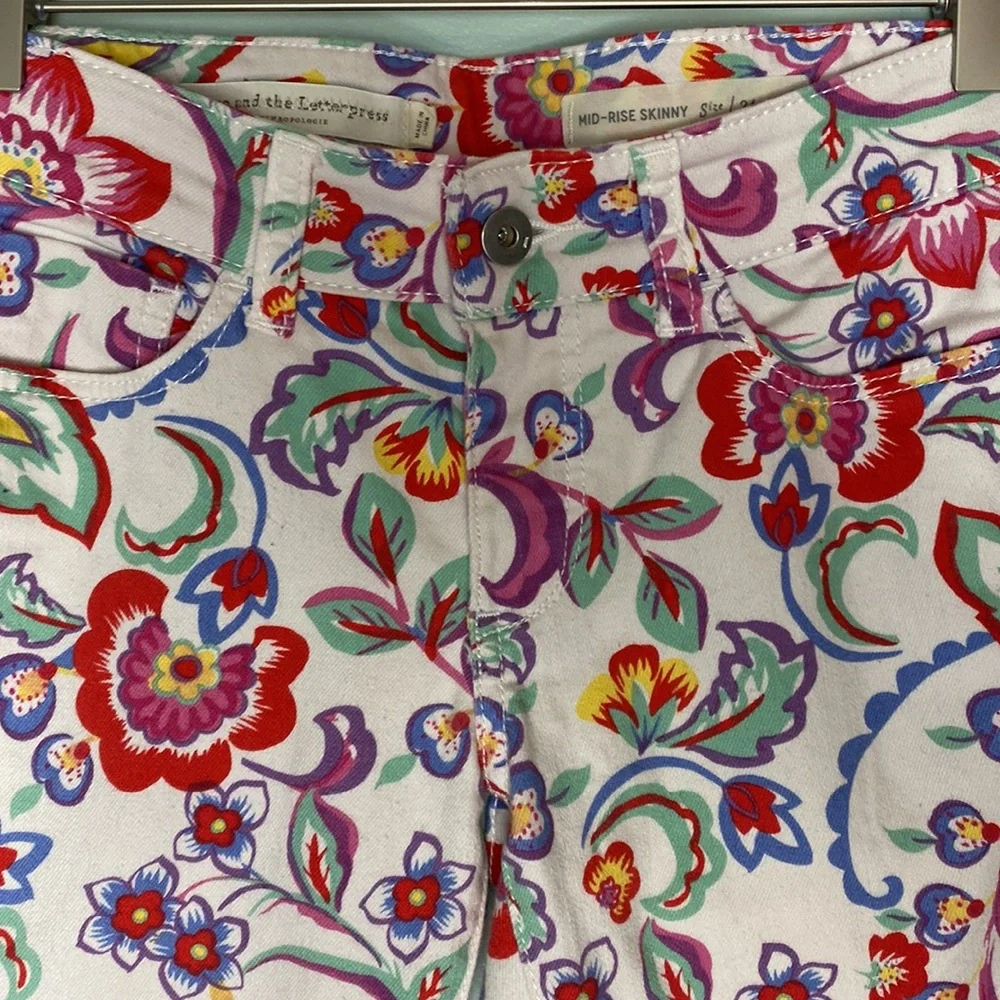 Pilcro & the Letterpress by Anthropologie Floral Mid-rise Skinny Jeans S… - Picture 3 of 11
